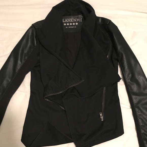 Blank NYC vegan leather sleeved jacket - Picture 2 of 8